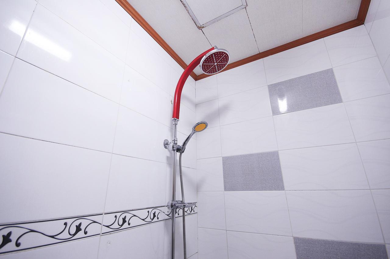 Happy Q Motel Andong Exterior foto